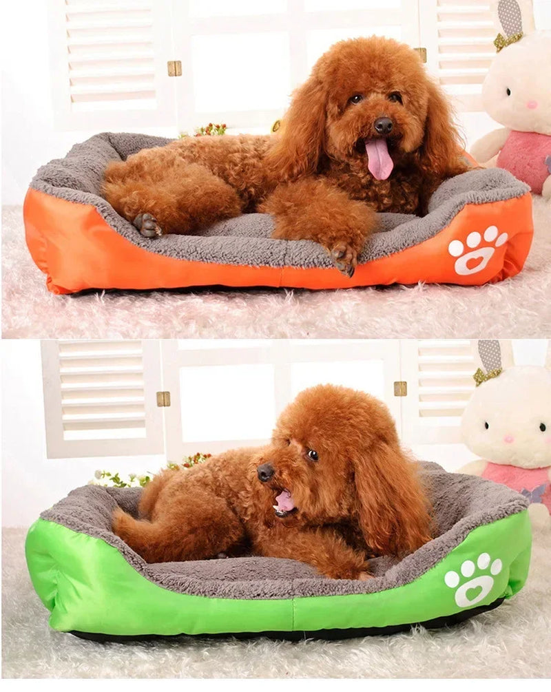 Luxurious Large Soft and Warm Pet Beds with Waterproof Base for Dogs and Cats - Available in Sizes S to 3XL