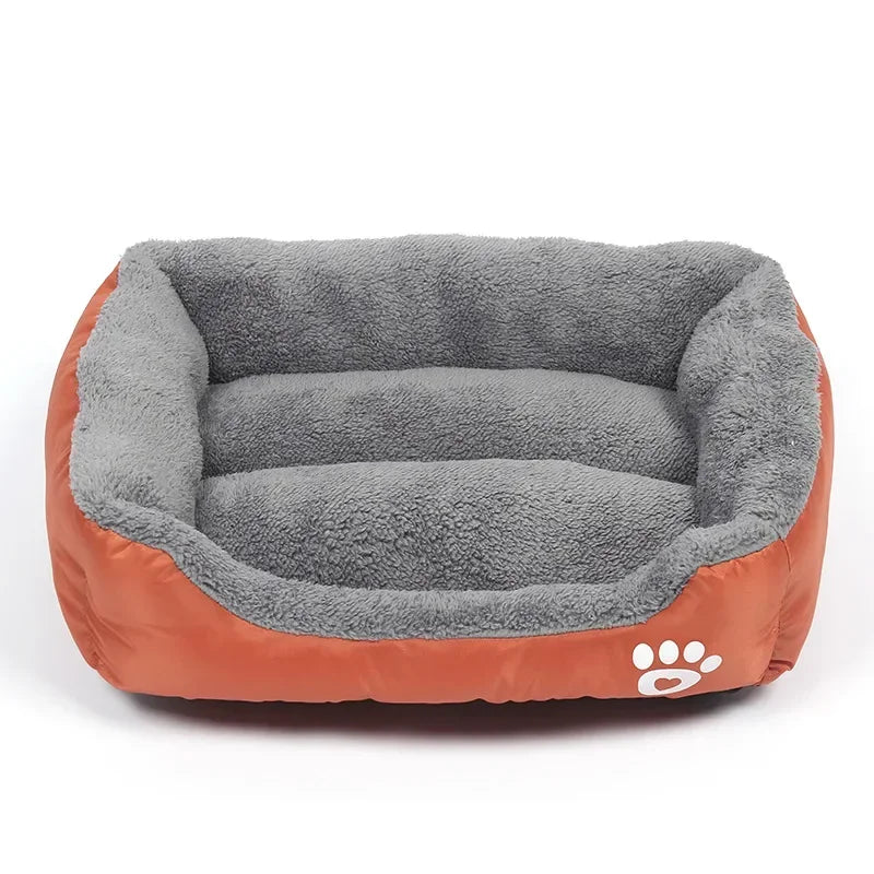 Luxurious Large Soft and Warm Pet Beds with Waterproof Base for Dogs and Cats - Available in Sizes S to 3XL