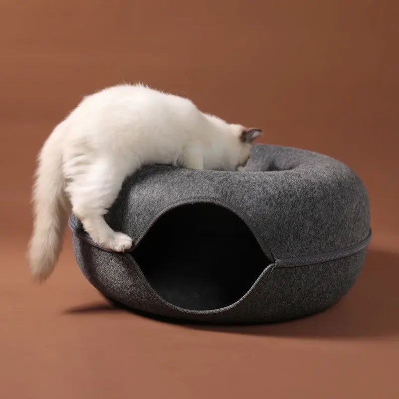 Cozy Donut Cat Bed with Interactive Tunnel - Versatile Felt Indoor Playhouse for Cats and Kittens