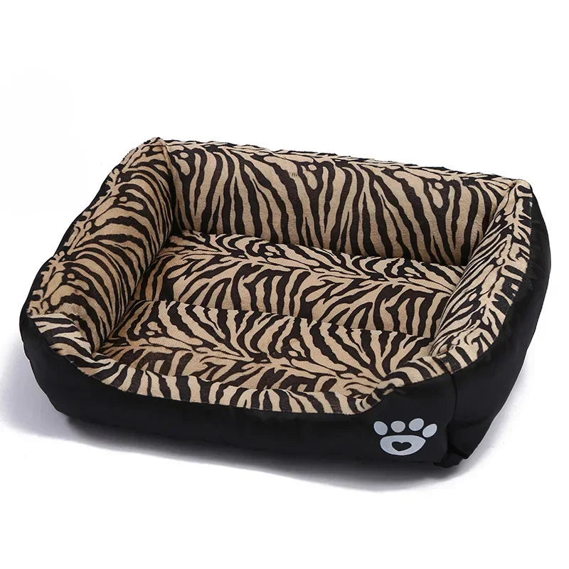Luxurious Large Soft and Warm Pet Beds with Waterproof Base for Dogs and Cats - Available in Sizes S to 3XL