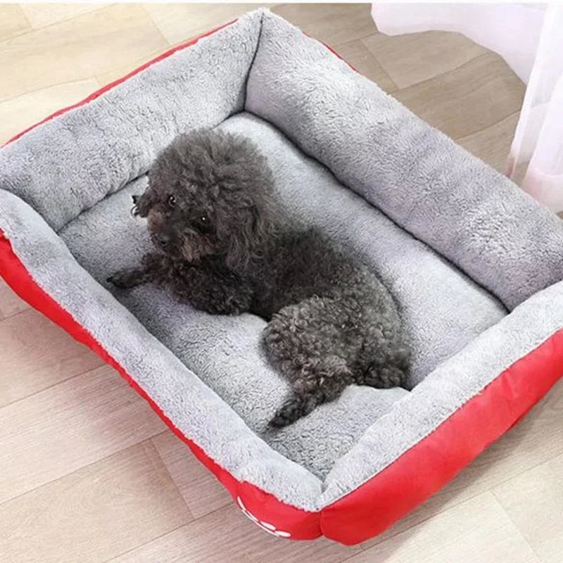 Luxurious Large Soft and Warm Pet Beds with Waterproof Base for Dogs and Cats - Available in Sizes S to 3XL